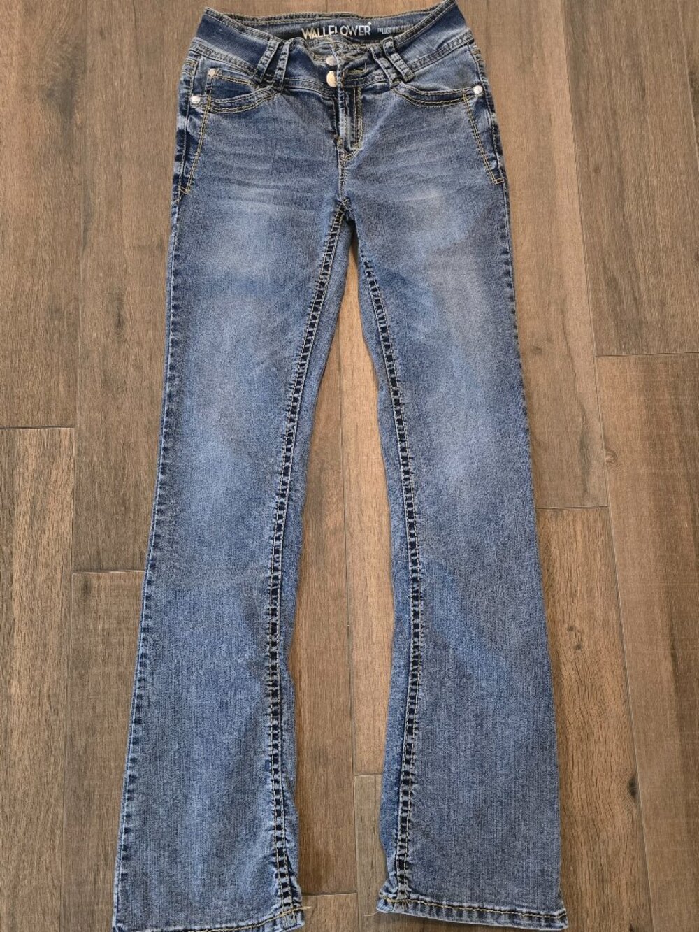 Wallflower Luscious Curvy Boot Cut